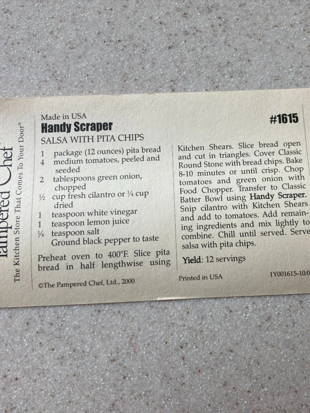 NIP The Pampered Chef White and Silver Handy Scraper #1615
